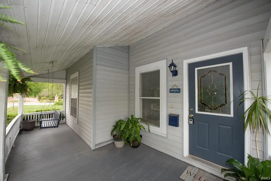 215 S Grant Avenue, Crawfordsville, IN 47933 - #3