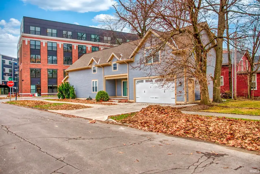 802 Lavina Street, Fort Wayne, IN 46802 - #2