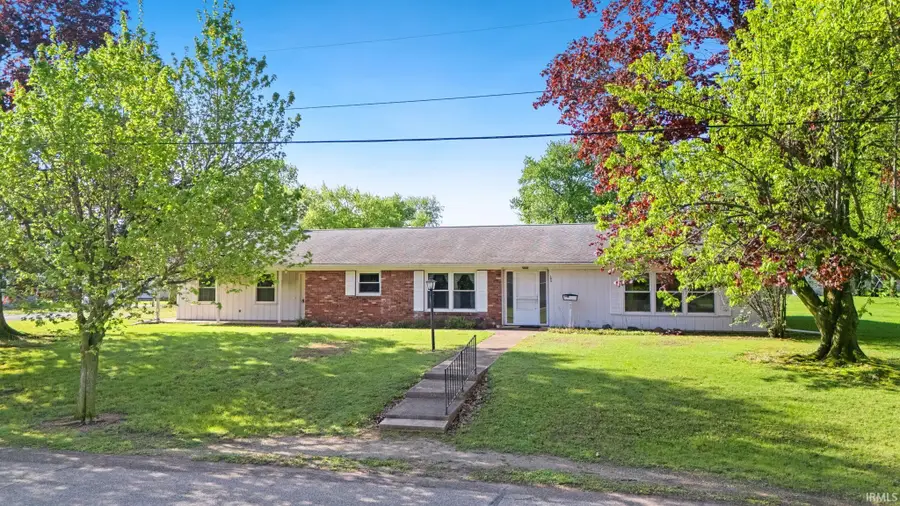 103 E College Avenue, North Manchester, IN 46962 - #3
