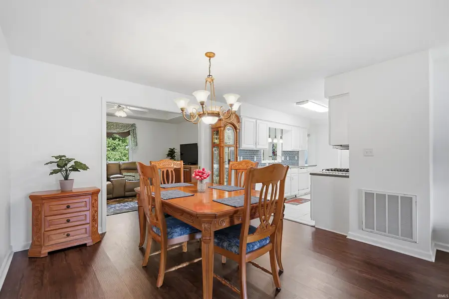 212 Wakefield Drive, Anderson, IN 46013 - #2