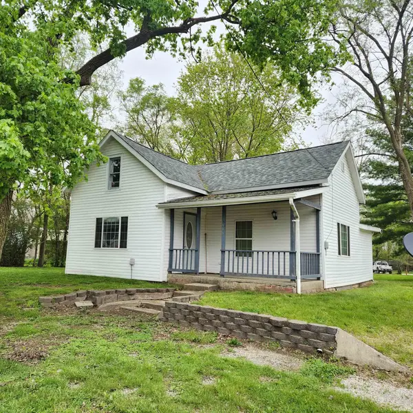 810 W Tower Street, Pierceton, IN 46562