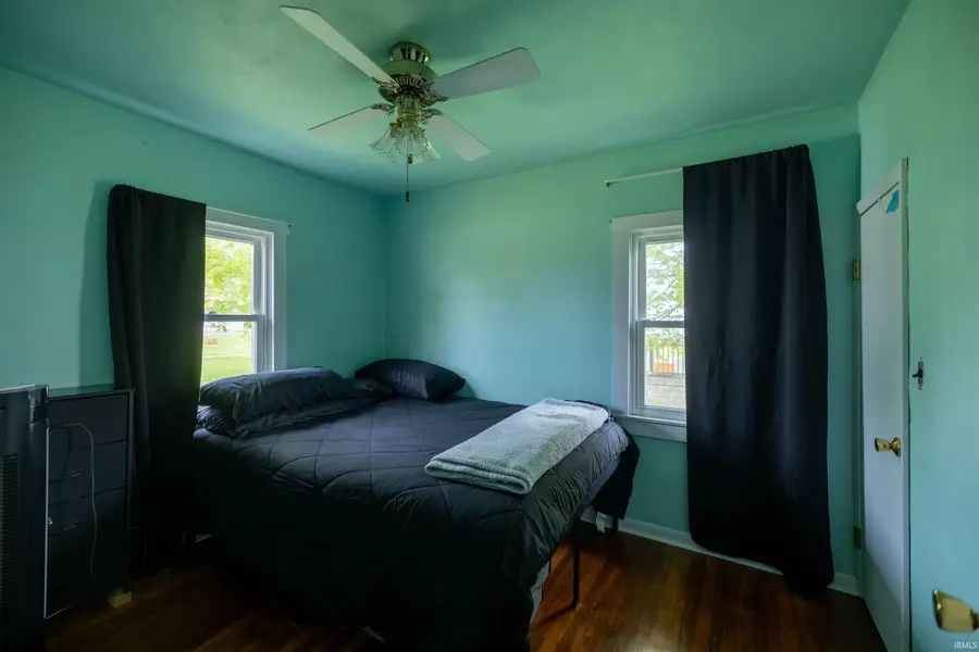 200 N Delaware Street, Albany, IN 47320 - #3