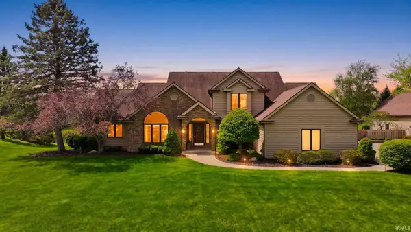 8384 N Roanoke Road, Roanoke, IN 46783