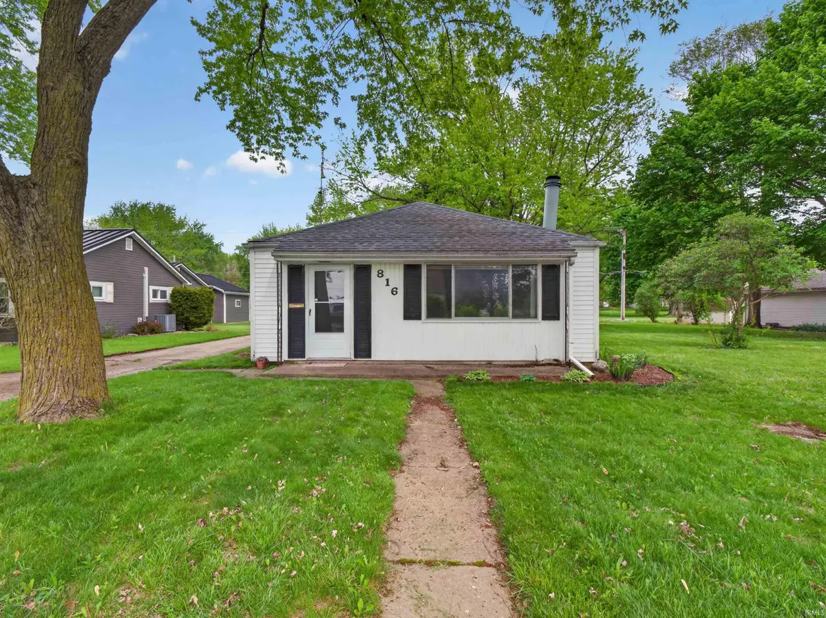 816 W Ensley Avenue, Auburn, IN 46706 - #1