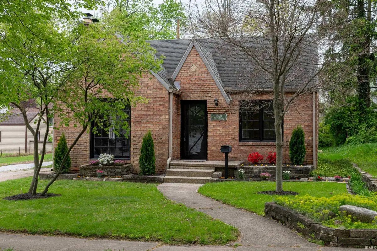 1140 E Victoria Street, South Bend, IN 46614 - #1