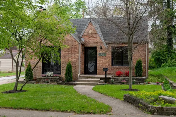 1140 E Victoria Street, South Bend, IN 46614