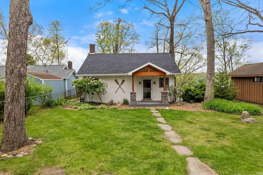 2713 S Airport Road, Monticello, IN 47960 - #2