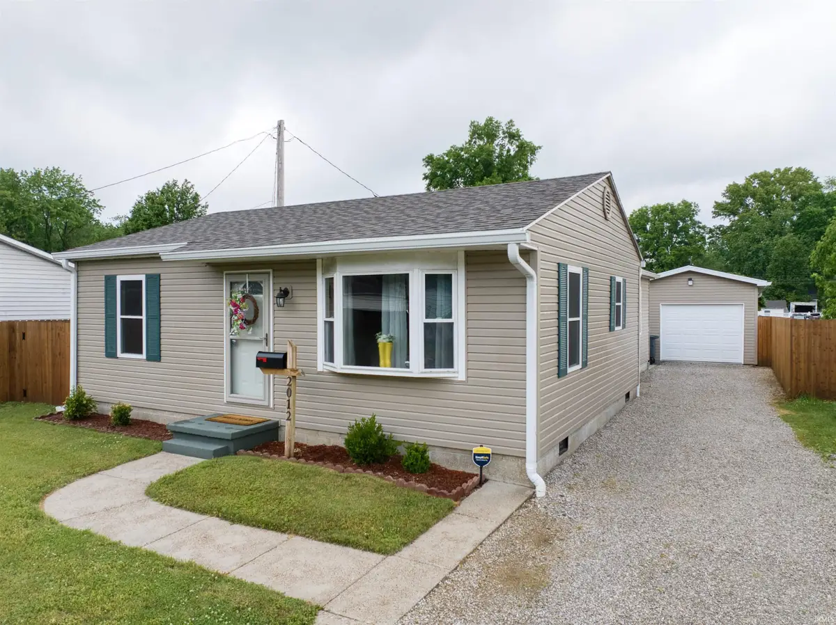 2012 Shelby Avenue, Evansville, IN 47714 - #1