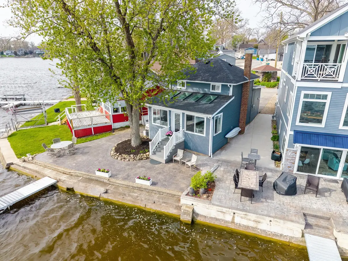 980 Lane 221b Hamilton Lake, Hamilton, IN 46742 - #1