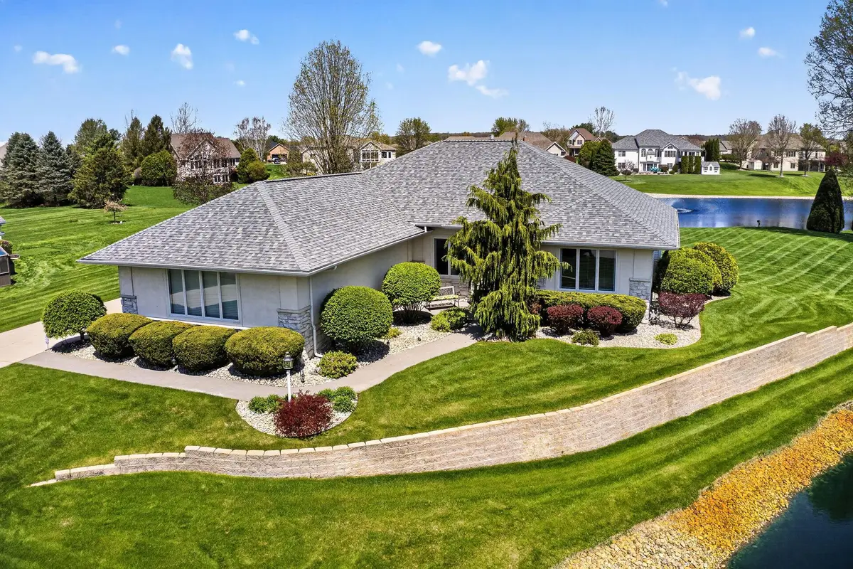 20323 Fieldstone Crossing, Goshen, IN 46528 - #1