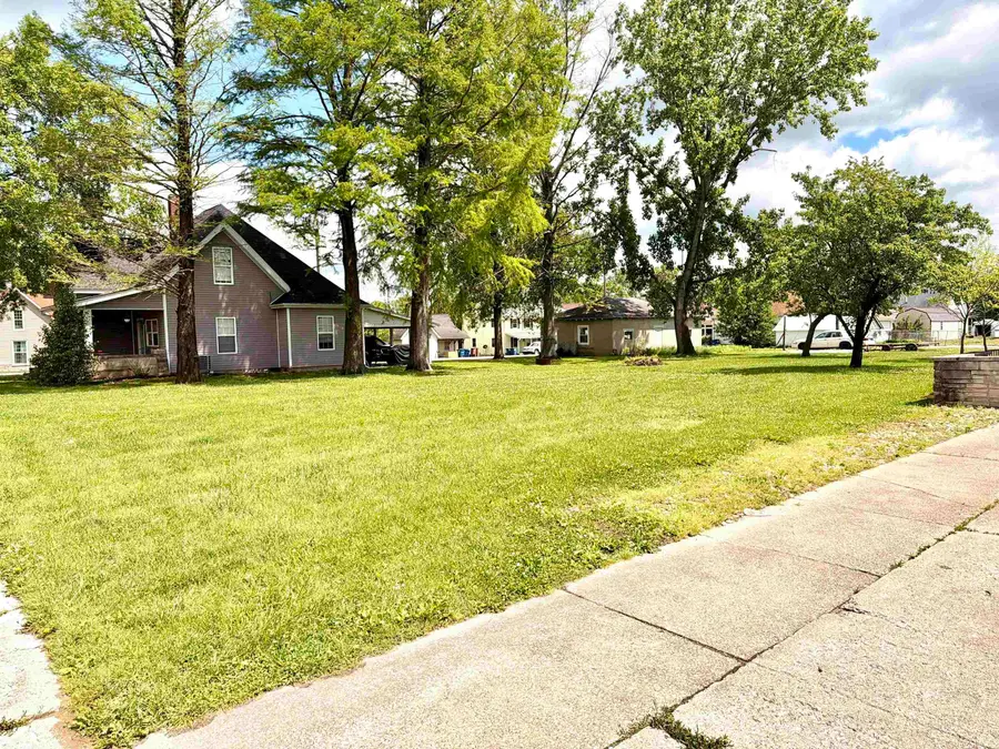 408 N Street, Bedford, IN 47421 - #3