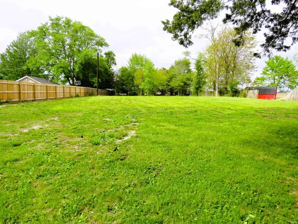 728 E State Road 28, Tipton, IN 46072