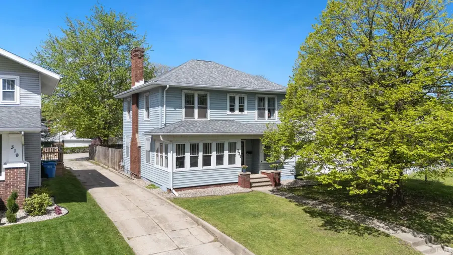 321 N Main Street, Columbia City, IN 46725 - #2