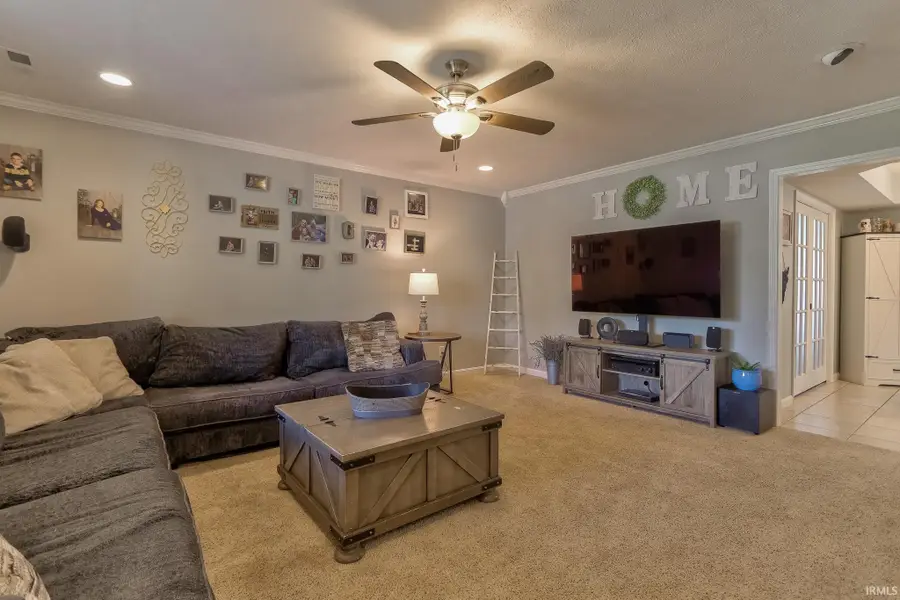 1906 N Keystone Court, Huntingburg, IN 47542 - #3