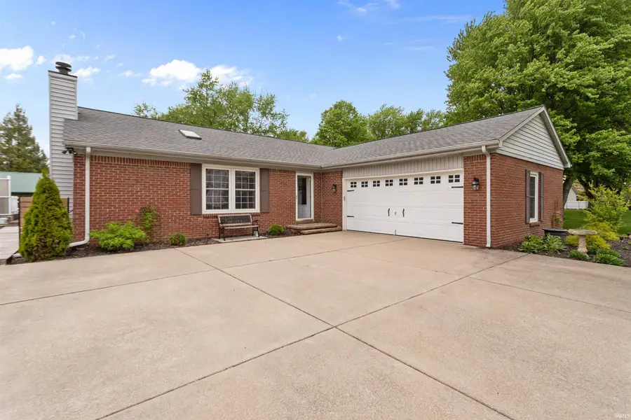 134 Lee Drive, Sharpsville, IN 46068 - #2