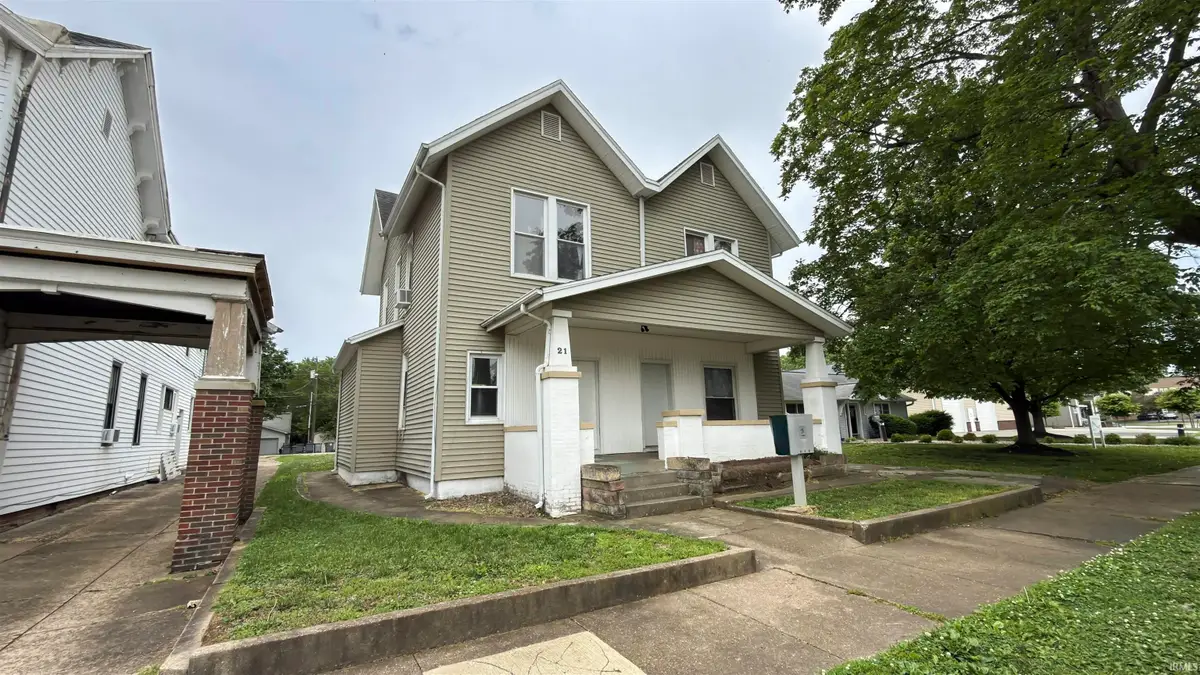 21 E Chandler Avenue, Evansville, IN 47713 - #1