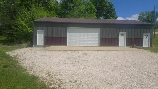 5669 E Hill Park Road, Dubois, IN 47527