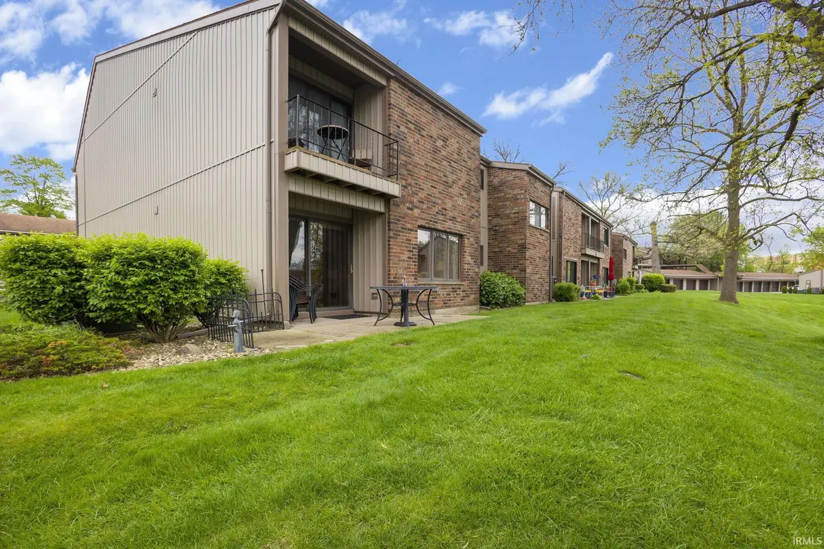 1935 New London Court, South Bend, IN 46637 - #1