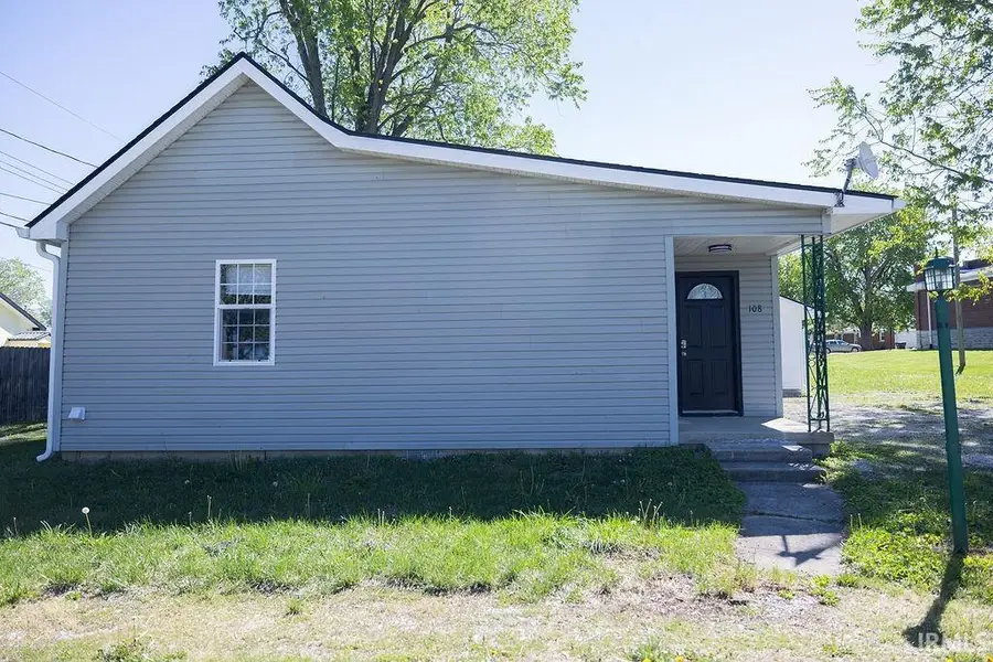 108 N Summit Street, Summitville, IN 46070 - #2