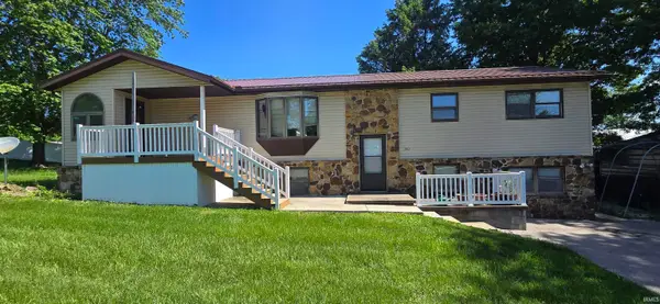 340 E Spring Street, Bloomfield, IN 47424