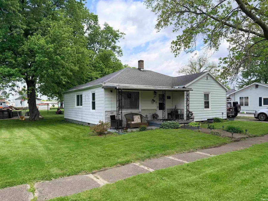508 W Shield Avenue, Monon, IN 47959 - #2