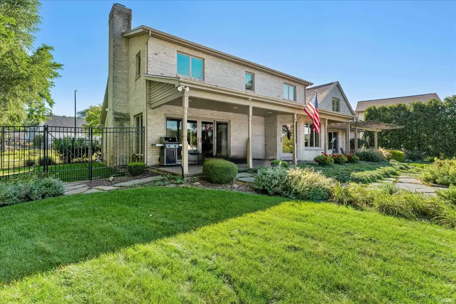 4320 Cottage Avenue, Mishawaka, IN 46544 - #3