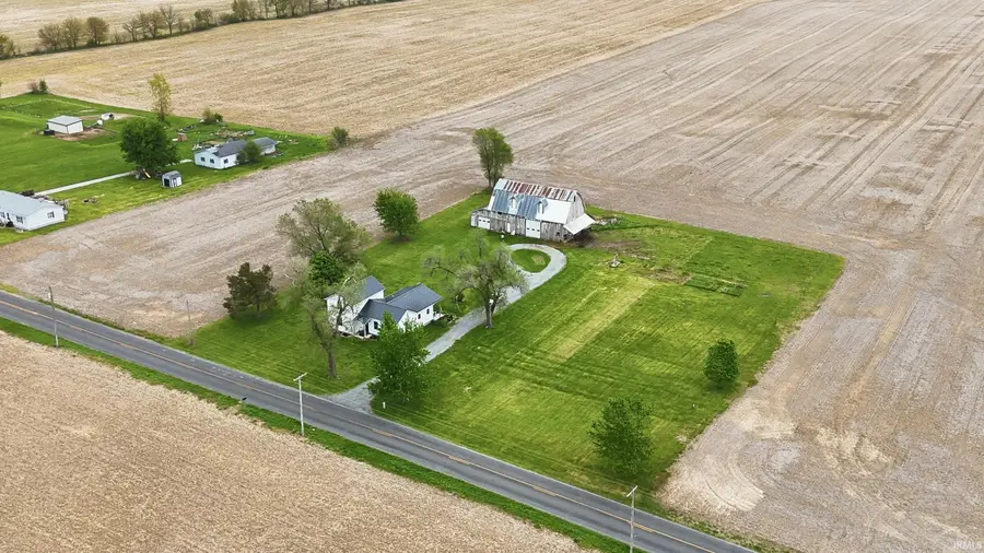 6815 S 550 E, Wolcottville, IN 46795 - #3