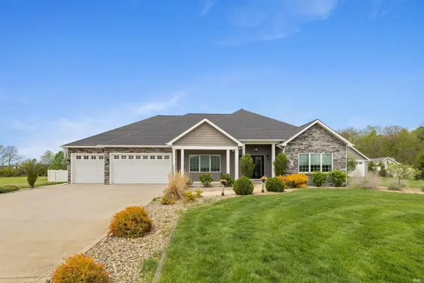 3529 Highlander Cove, Auburn, IN 46706