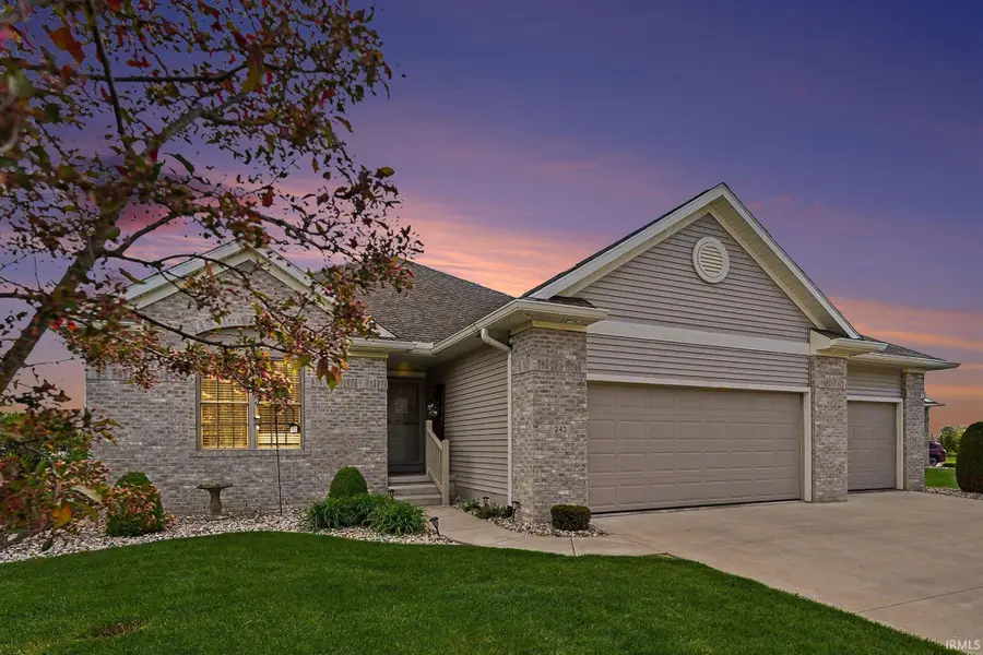 242 River Park Drive, Middlebury, IN 46540 - #2