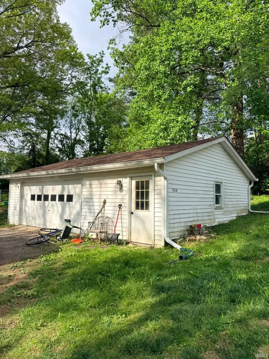 1310 E Prairie Drive, Bloomington, IN 47408 - #3