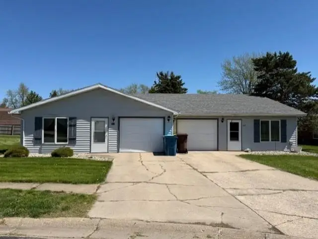 231/233 Henry Place #231/233, Angola, IN 46703 - #1