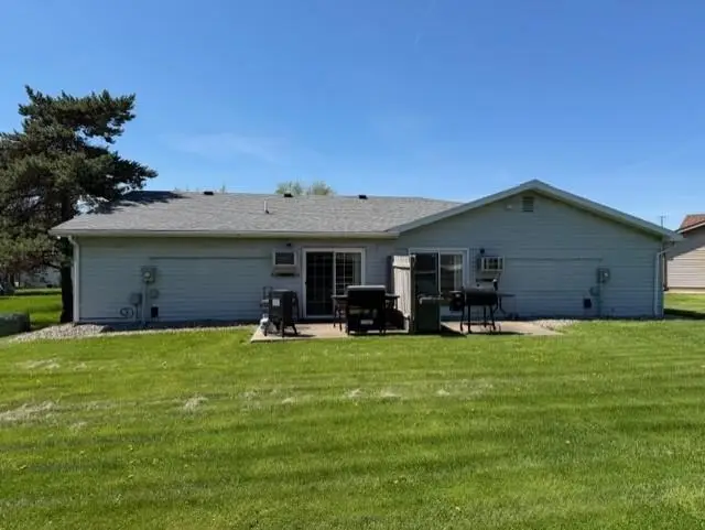 231/233 Henry Place #231/233, Angola, IN 46703 - #2