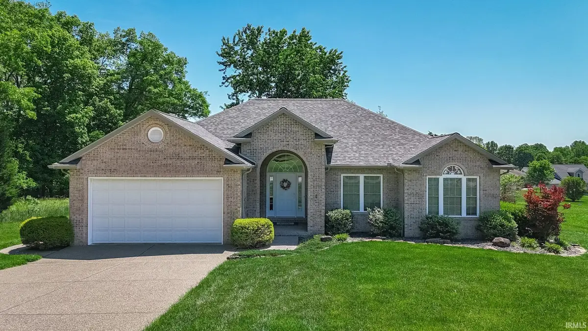 422 E Tinsel Circle, Santa Claus, IN 47579 - #1
