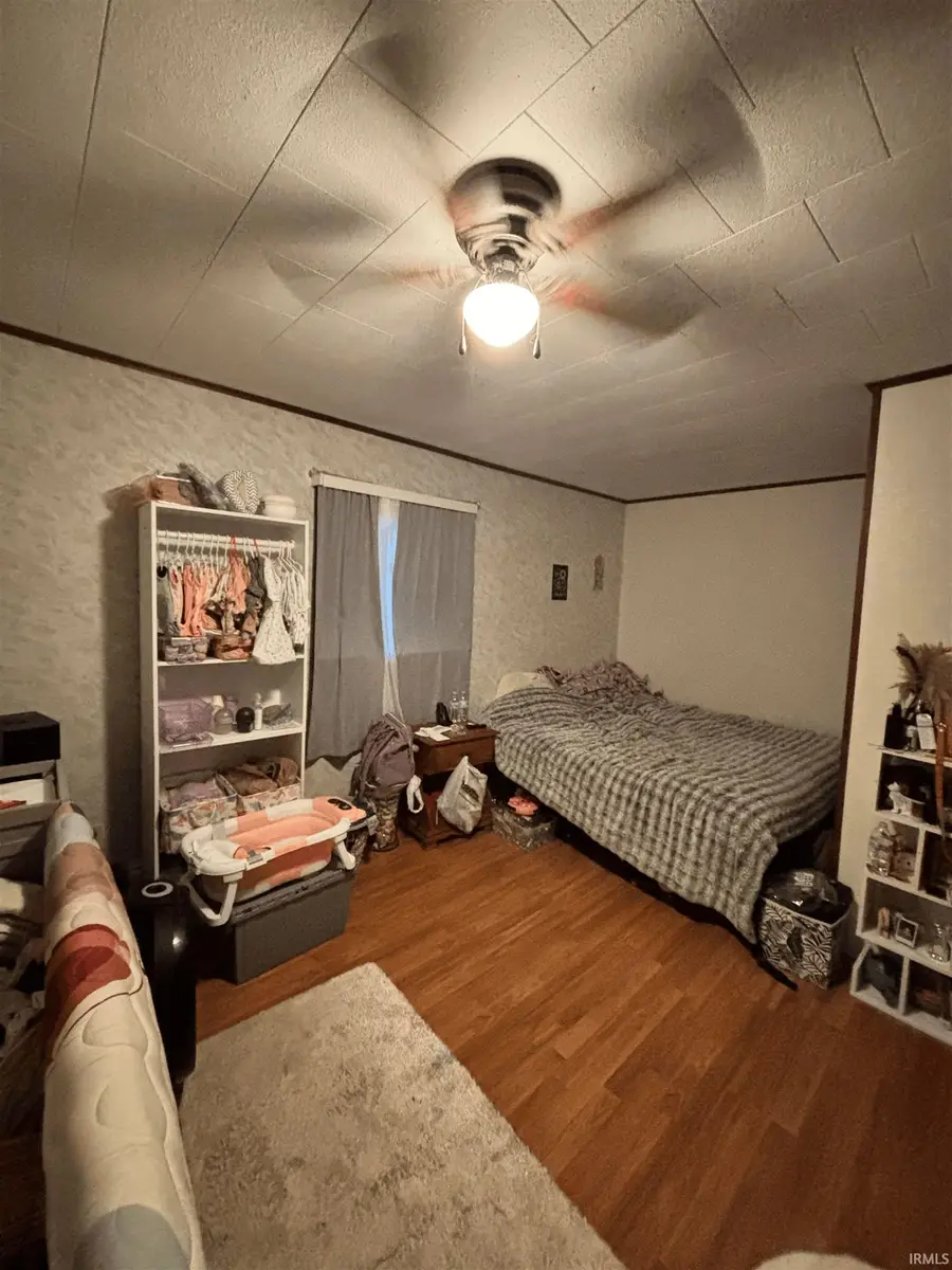 414 W Washington Street, Fairmount, IN 46928 - #2
