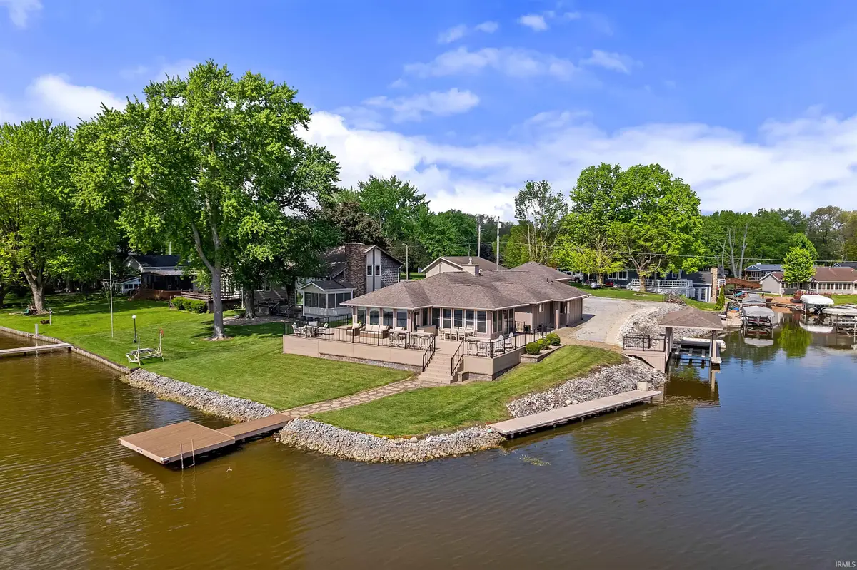 2409 S Pleasant Valley Court, Monticello, IN 47960 - #1