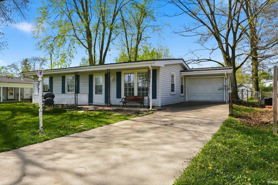 214 W Crown Lane, Fort Wayne, IN 46807 - #2