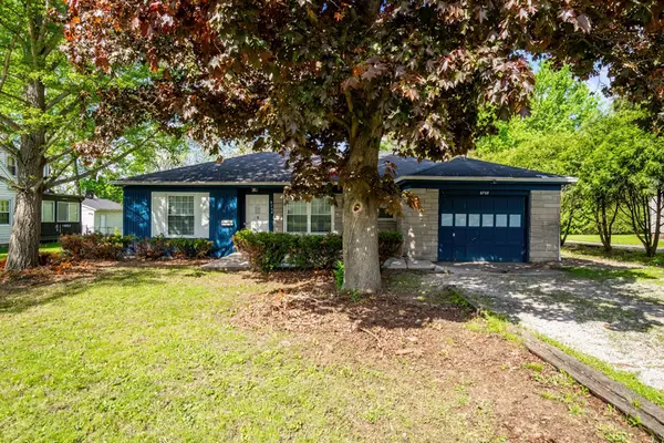 6708 S Calhoun Street, Fort Wayne, IN 46807