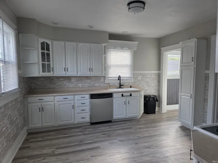 350 N Broadway, Peru, IN 46970 - #3