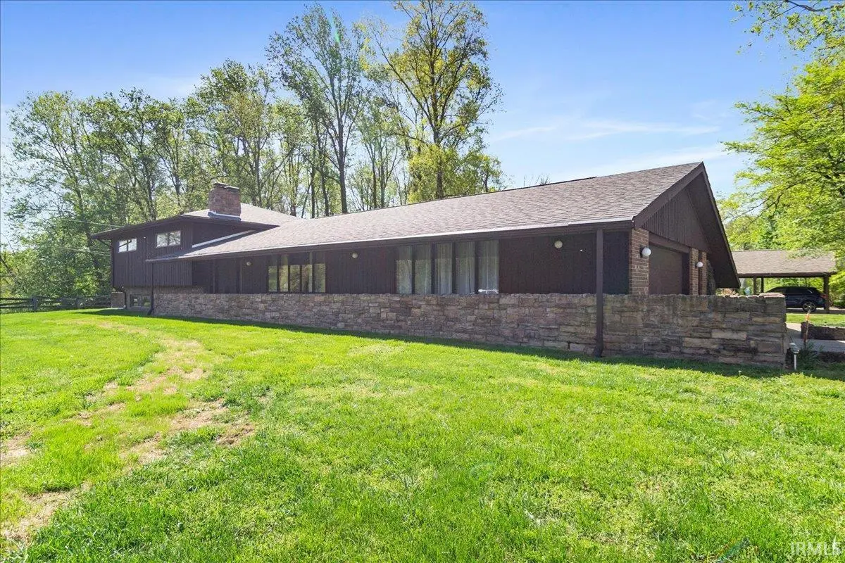 802 Wilson Avenue, Princeton, IN 47670 - #1