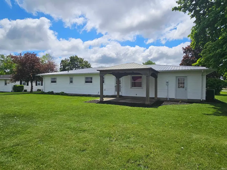 410 W Washington, Monroe, IN 46772 - #2