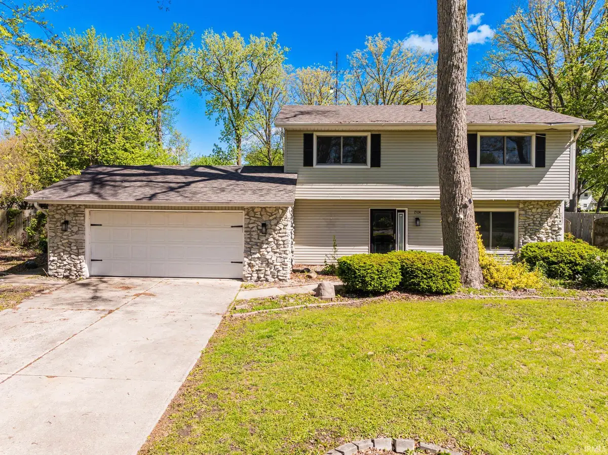 1504 W Tree Lane, Muncie, IN 47302 - #1