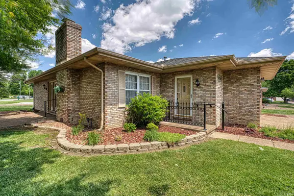 3802 Maxwell Court, Evansville, IN 47715