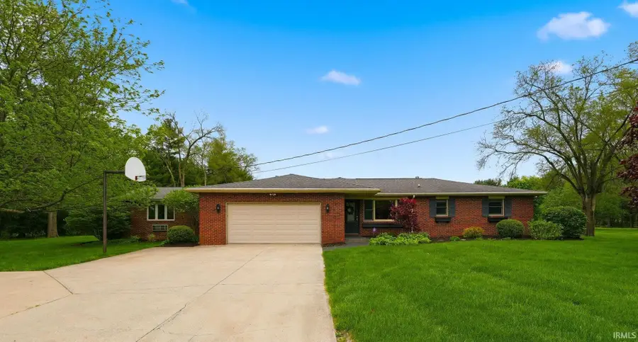 1884 S Packerton Road, Warsaw, IN 46580 - #2