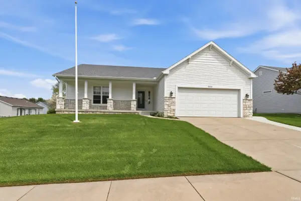 6606 Erie Falls Drive, South Bend, IN 46614