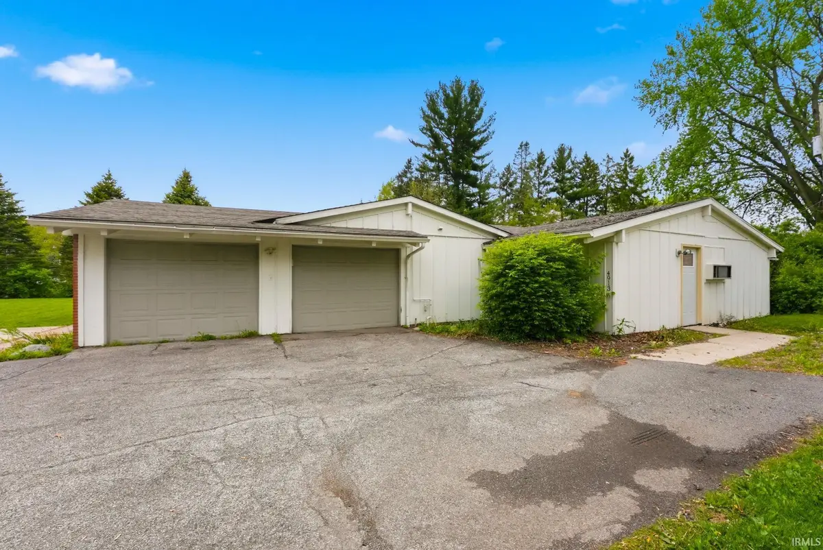 4911-4913 Lake Avenue, Fort Wayne, IN 46815 - #1