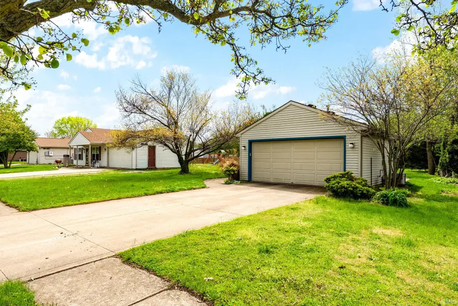 305 W 5th Street, North Manchester, IN 46962 - #3