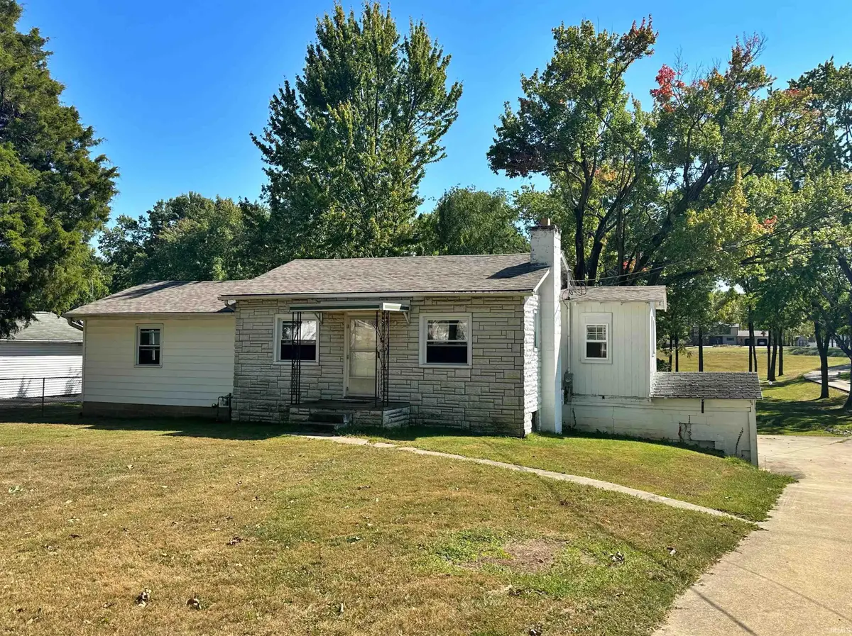 2107 E National Highway, Washington, IN 47501 - #1
