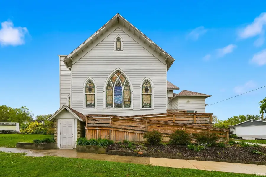 316 N Main St, Churubusco, IN 46723 - #3