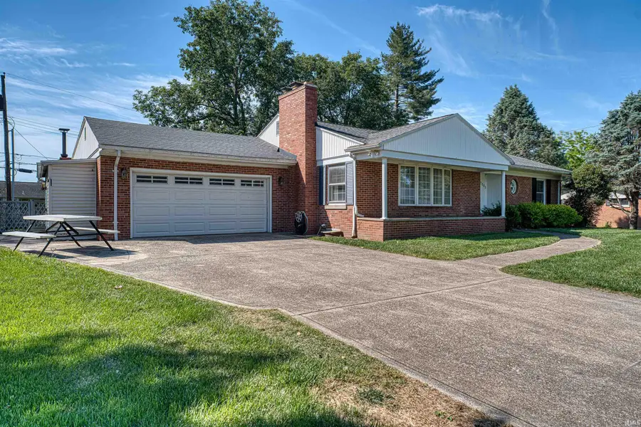 7001 Monroe Avenue, Evansville, IN 47715 - #2