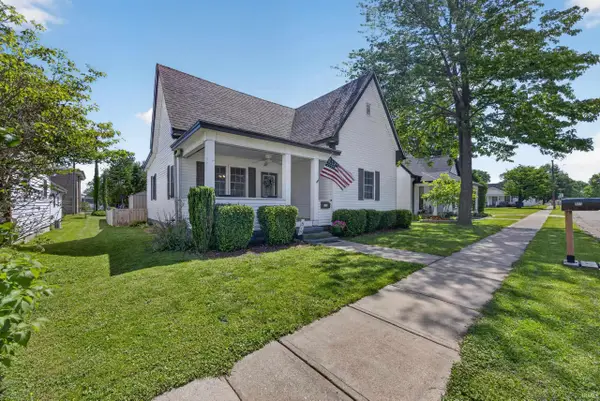 910 W Oak Street, Mitchell, IN 47446